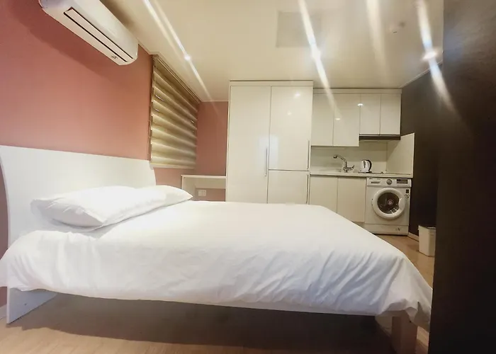 November Myeongdong Hotel Seoul
