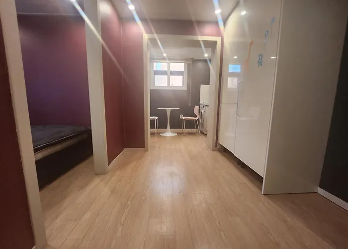 November Myeongdong Hotel *