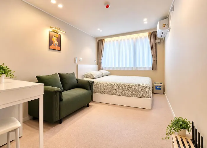 November Myeongdong Hotel Seoul