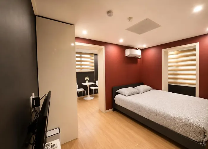 Hotel November Myeongdong *